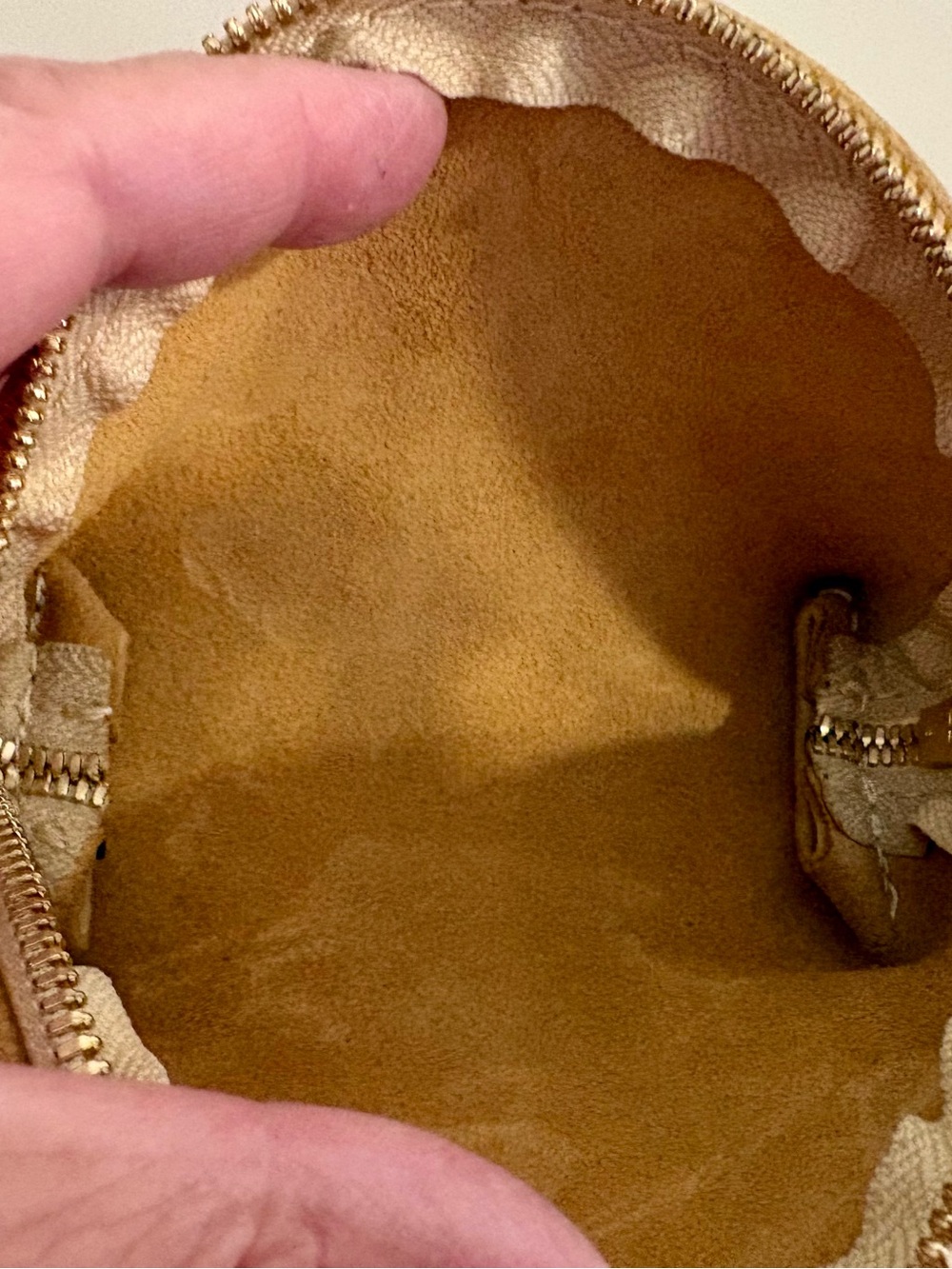 Portland Leather Taco Pouch, Honeycomb - Picture 3 of 5